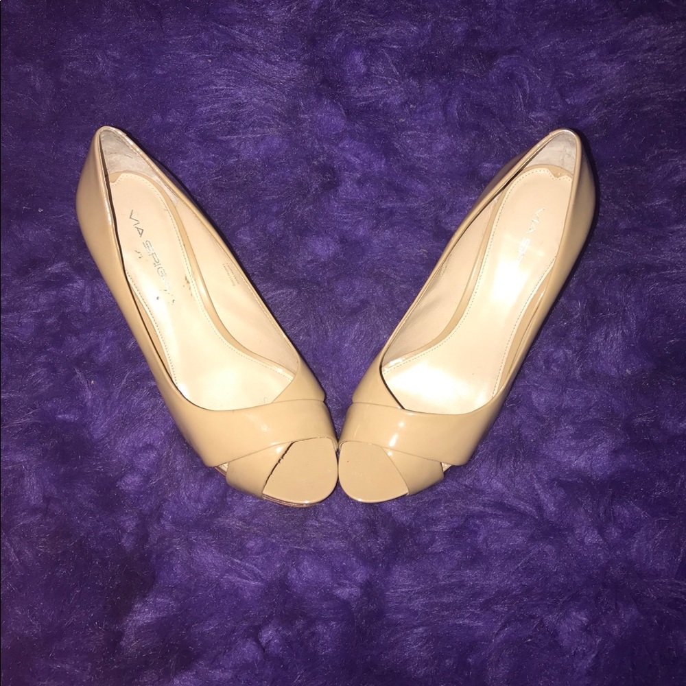 Via Spiga nude patent leather 7.5